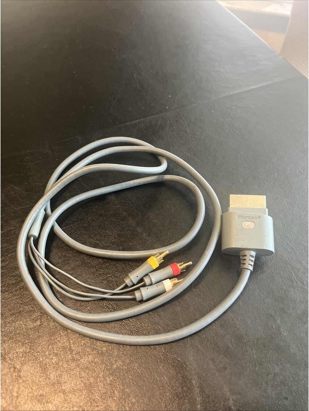 Genuine OEM Microsoft XBOX 360 Composite GREY AV Cable X810972-001 Tested